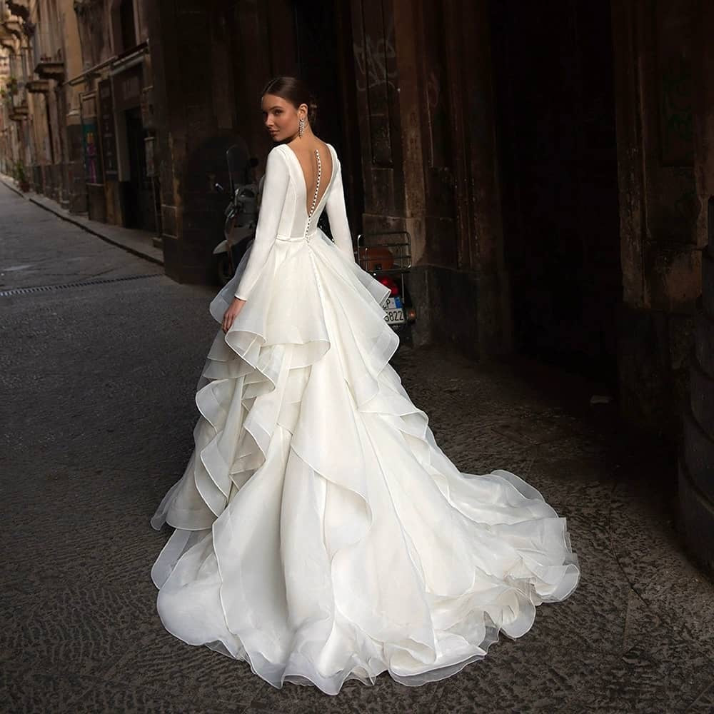 Valentina – Drama, Grace & Pure Couture