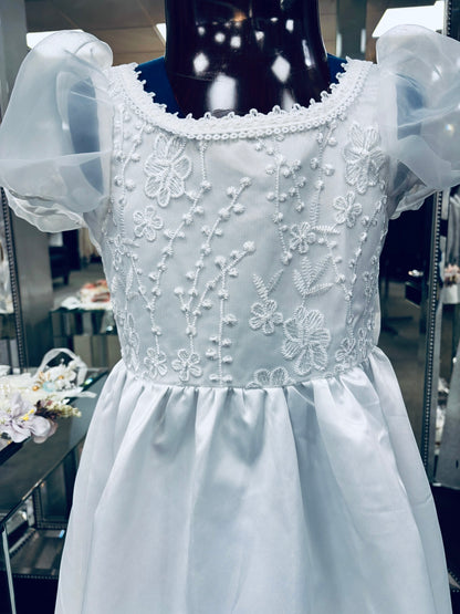 A timeless classic communion dress